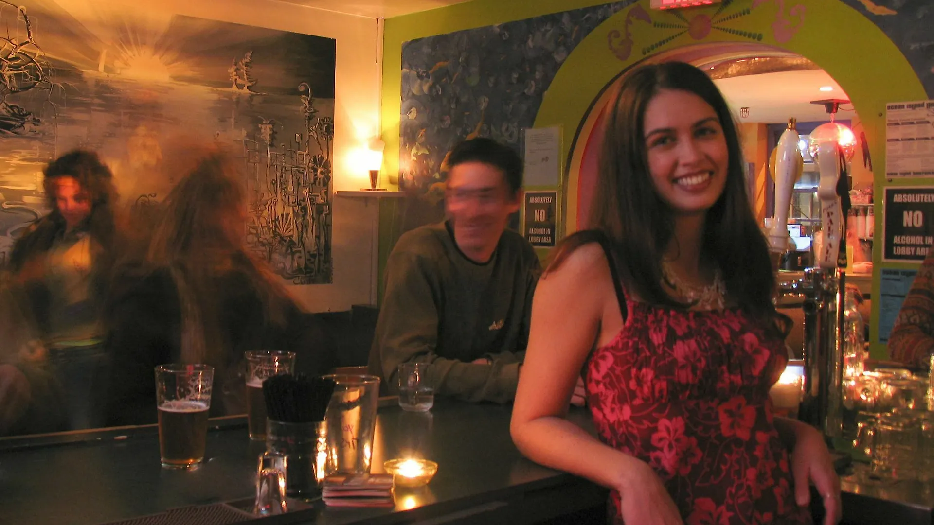 Ocean Island Inn | Backpackers | Suites Victoria Hostel
